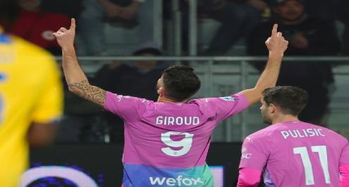 ميلان يحبط ريمونتادا فروزينوني ويقتنص فوزًا مثيرًا في الدوري الإيطالي